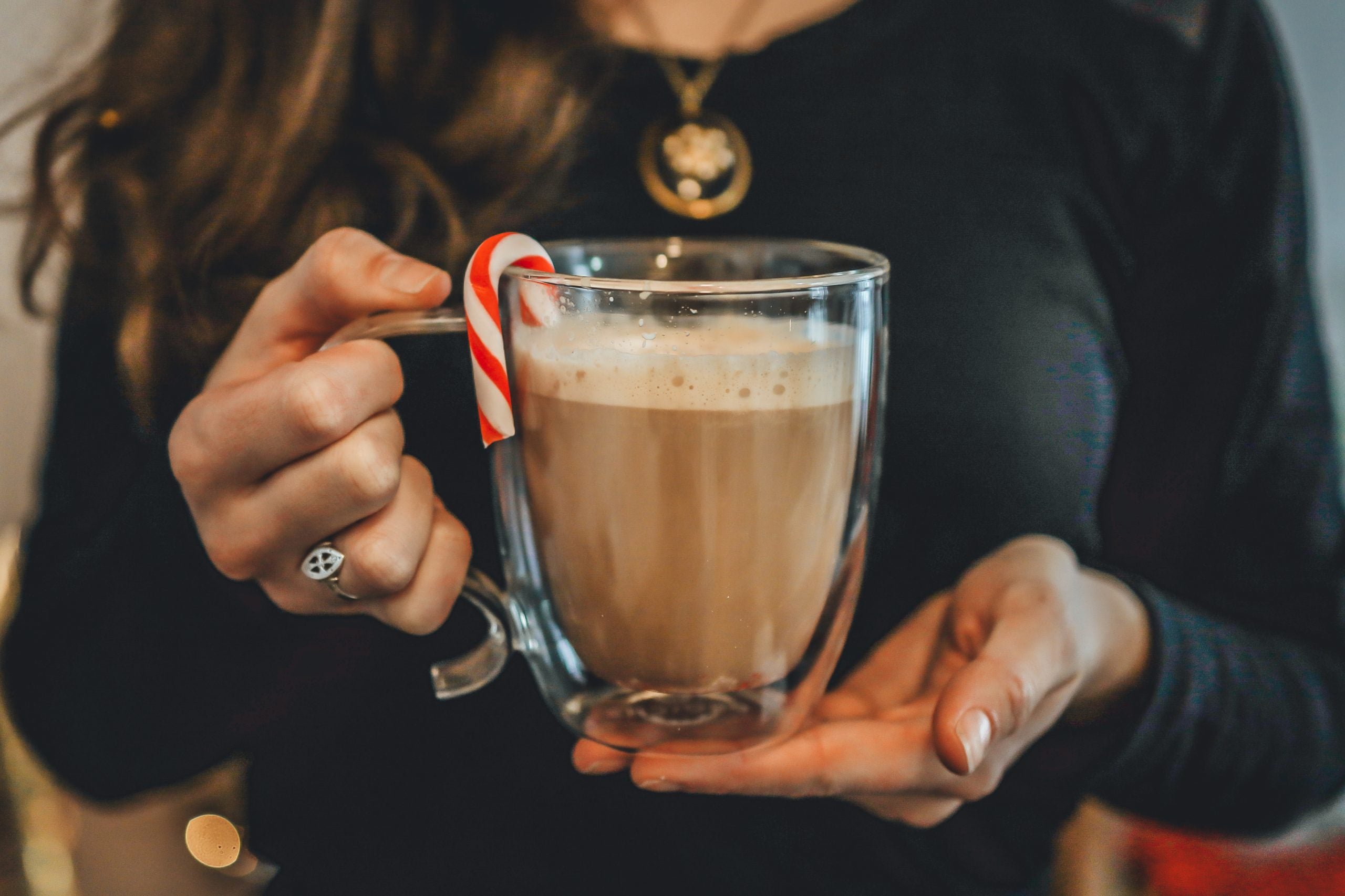 How To Make A Candy Cane Peppermint Mocha - GROSCHE International Inc.