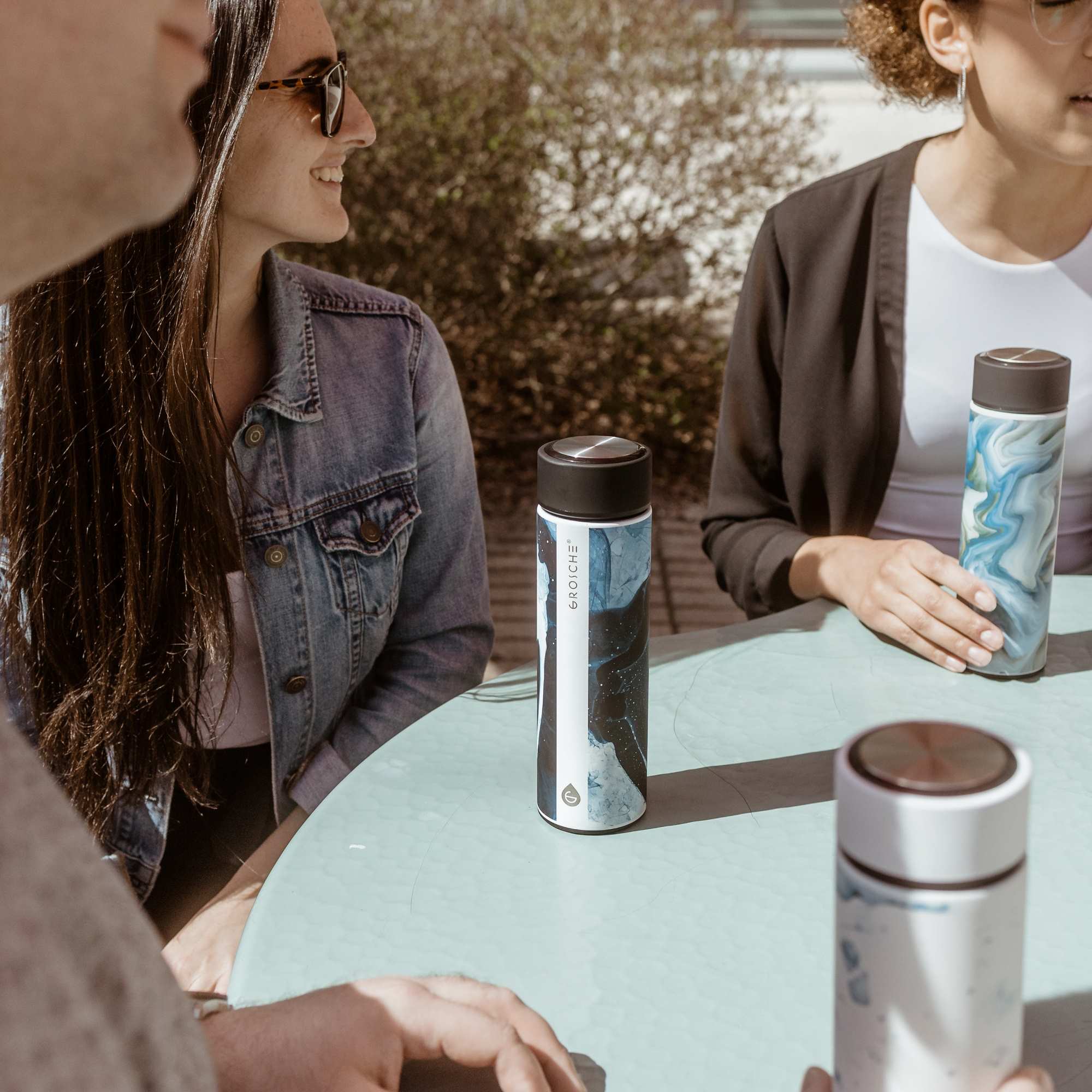 people with chicago insulated stainless steel water bottle