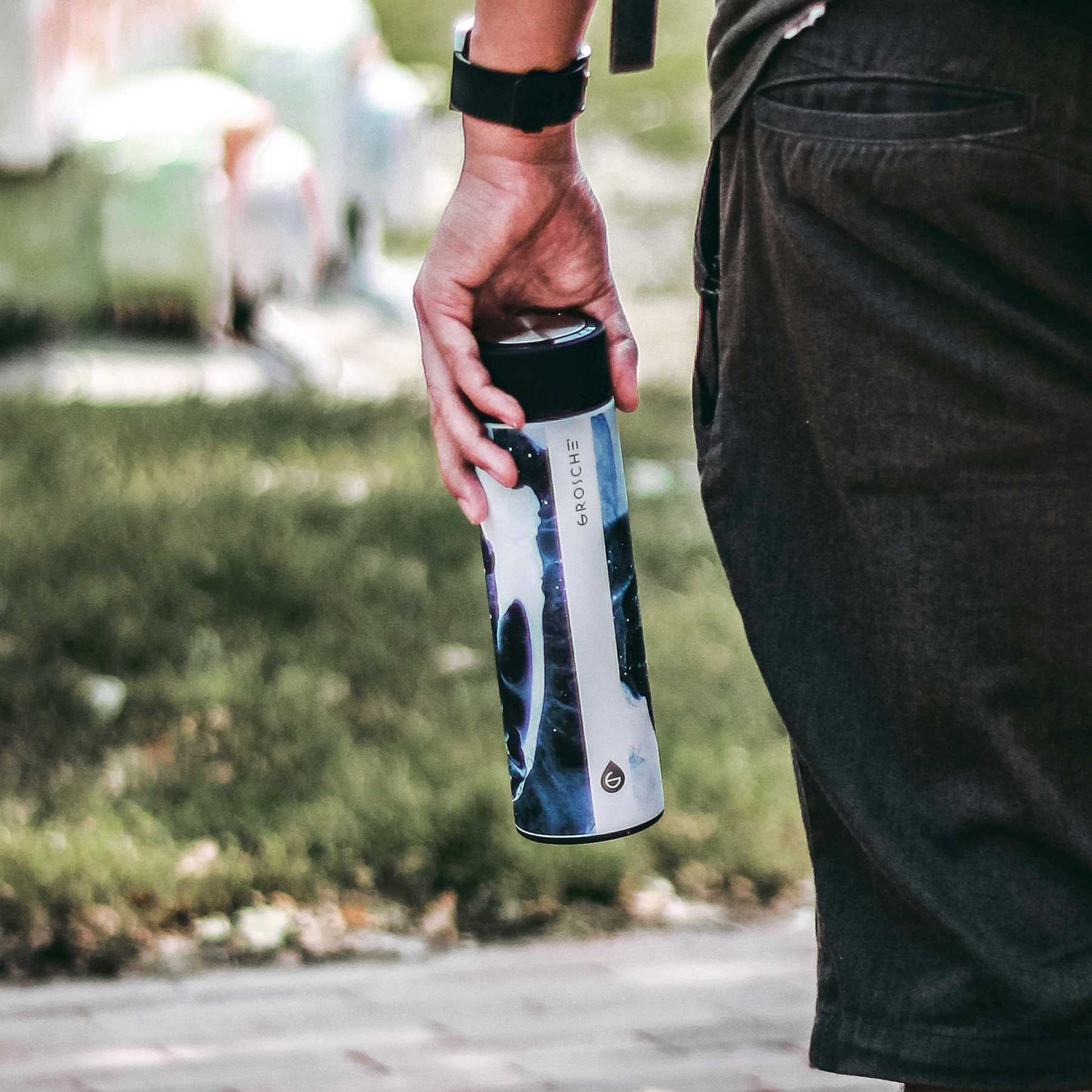 men with grosche chicago insulated stainless steel water bottle