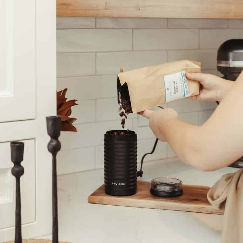 BREMEN BLADE Electric Blade Coffee Grinder, Compact Coffee Grinder - GROSCHE International Inc.