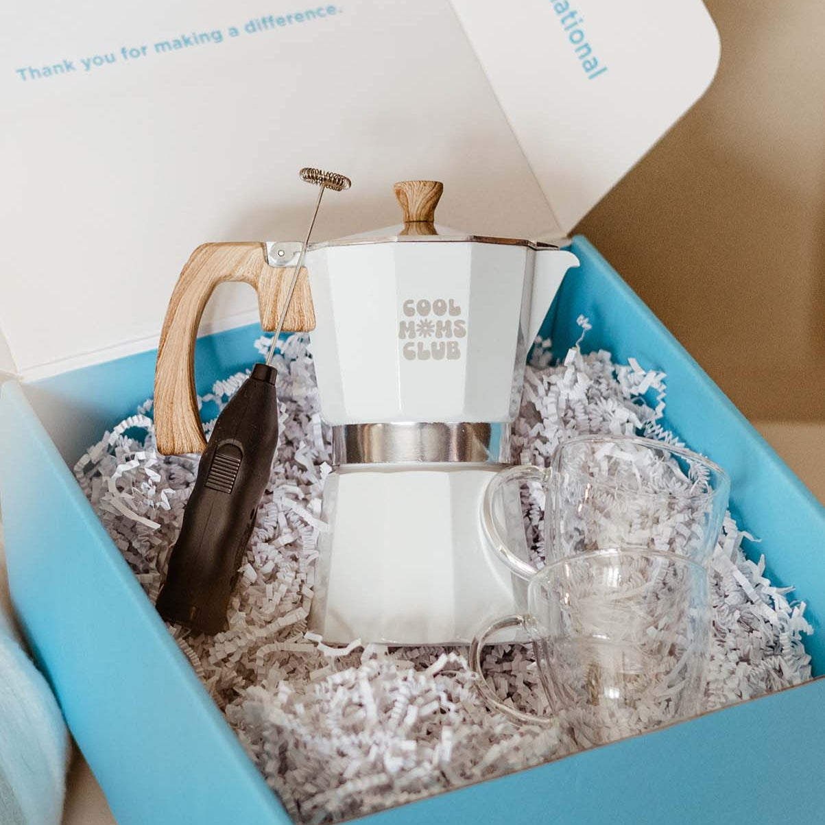 Co‑branded corporate gift basket with logo for Canadian business gifts
