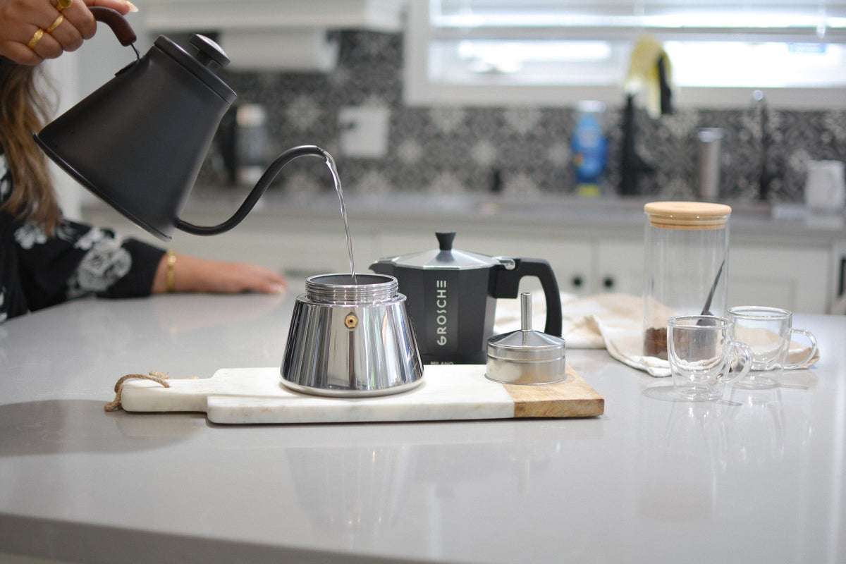 GROSCHE moka pot brewing rich stovetop coffee