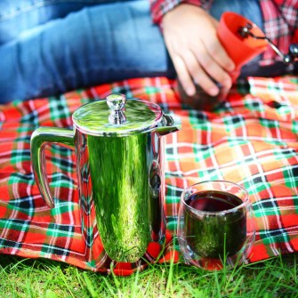 Grosche-Dublin-Double-walled-stainless-steel-french-press-and-fresno-cups-camping-coffee