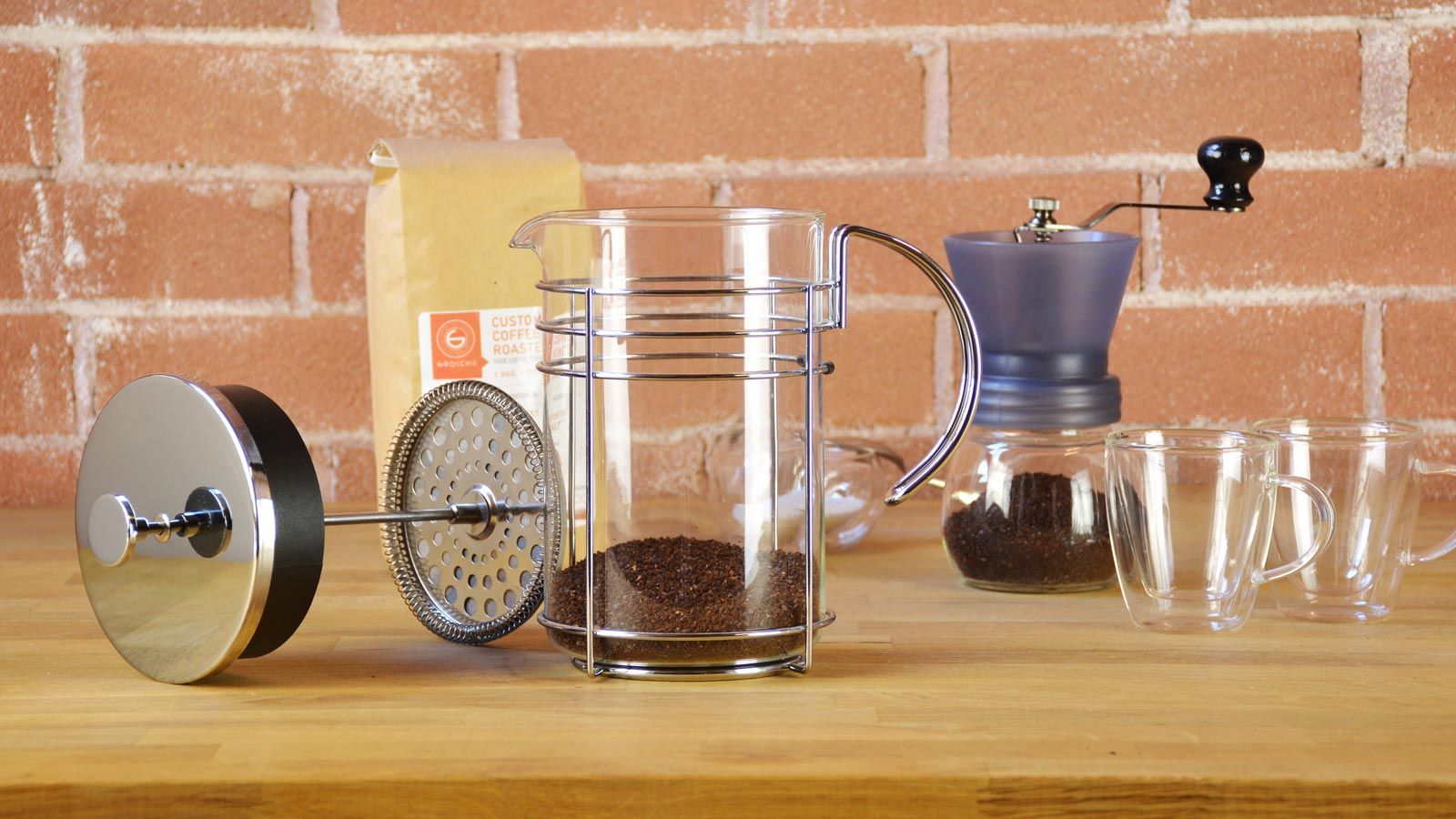 Pour Over vs French Press Coffee- Which one's better?