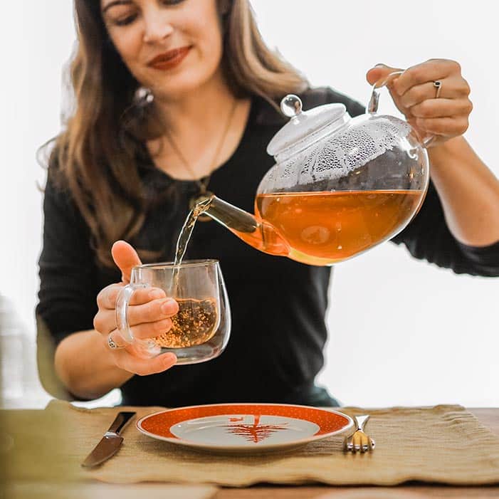 borosilicate glass teapot with infuser, infusion teapot with matching glass infuser, classy glass tea maker, infusion glass teapot for loose leaf tea, GROSCHE Cambridge Large Teapot