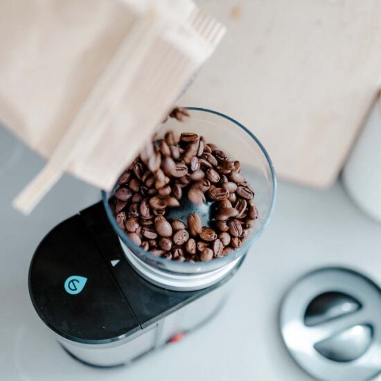 grosche bremen burr coffee grinder, budget burr grinder, electrical burr grinder. cheap burr coffee grinder, canada, compact grinder, powerful coffee grinder, espresso grinder, coffee bean grinder