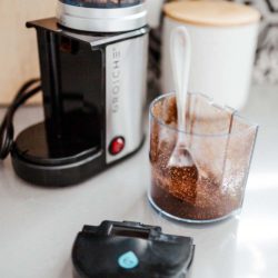 bremen electric burr coffee grinder with grind adjustment settings, grosche coffee grinder